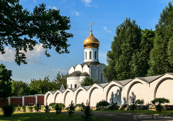 Церковь Пимена Угрешского в Николо-Угрешском монастыре. / ***