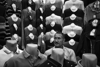 Свой среди чужих / ...