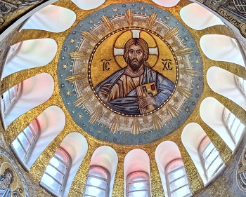 Спас Вседержитель / Церковь Иконы Бод\жией Матери Знамение в Кунцево