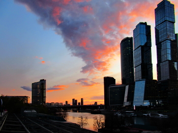 Воронка облака / Москва-река