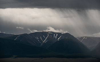 облака и дожди / Алтай, Северочуйский хребет