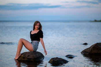 На Кубенском озере / модель Юлиана Смирнова