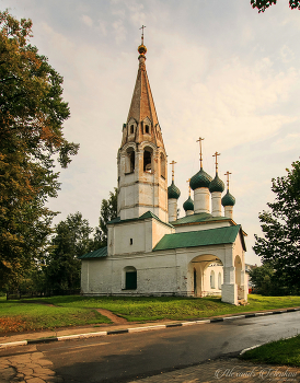 Ярославль. Церковь Николая Чудотворца в Рубленом Городе. / ***