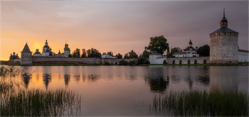 &nbsp; / Кирилло-Белозерский монастырь, вечер. 
https://irina-pro-photo.ru/kirillov