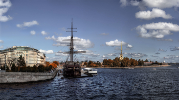 Уж небо осенью дышало... / Санкт-Петербург...