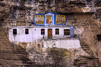 &quot;Иконостас&quot; / Крым. Бахчисарай, Свято-Успенский монастырь