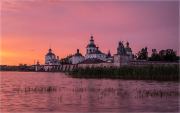 &nbsp; / Красочный закат в Кириллове, 21-16.
