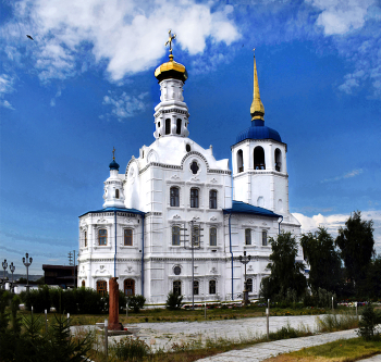 Одиги́триевский собор / Кафедральный собор Русской православной церкви в г. Улан-Удэ. Возведён в 1741—1785 годах.