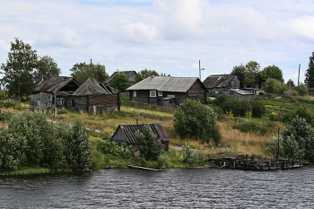 Деревенька в Карелии / ***
