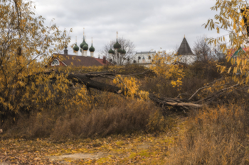 Блеск и нищета Ростова Великого ... / ... или Ростов Великий - город контрастов