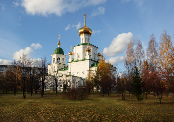 Храм в честь Благовещения Пресвятой Богородицы — приходской храм Тобольской и Тюменской епархии. / Храм в честь Благовещения Пресвятой Богородицы — приходской храм Тобольской и Тюменской епархии. Русской православной церкви в городе Тюмени.