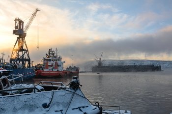 солнце, мороз и туман / порт Мурманск