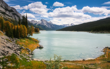 озеро Духа / Medicine Lake, Jasper National Park