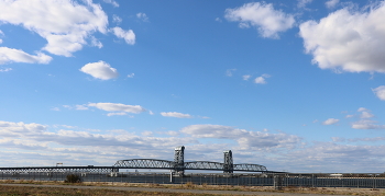 Едем через мост! / ***