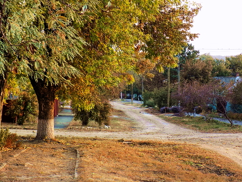 Осенняя улица... / Перекрёсток