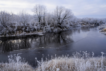 В конце осени. / Речка Шлюзовая.