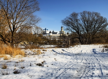 Февральская оттепель / Сюжет из города Серпухов 2015 год. Высоцкий монастырь.