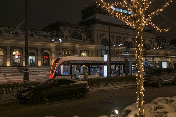 Трамвайная остановка "Павелецкий вокзал" / Москва, Павелецкий вокзал