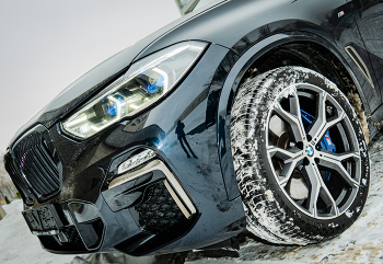 BMW / https://www.instagram.com/vaguro_v_u_v/