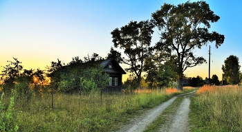 Вечер в деревне ... / Вечерний этюд ...