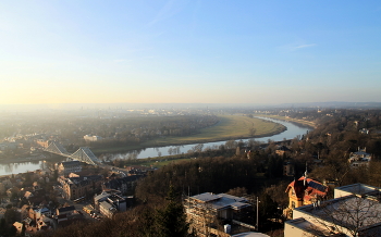 Эльба / Вид на Эльбу с верхней станции Дрезденской подвесной дороги в р-не Лошвиц.