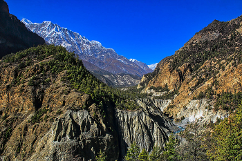 Ущелье реки МАрсианди / Непал. Гималаи