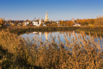 На излучине / Суздаль, речка Каменка