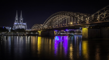 Hohenzollernbrücke / ***