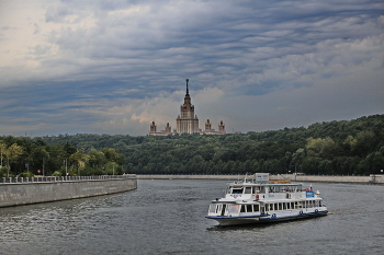 Прогулки по набережным / Москва, Воробьевы горы, МГУ