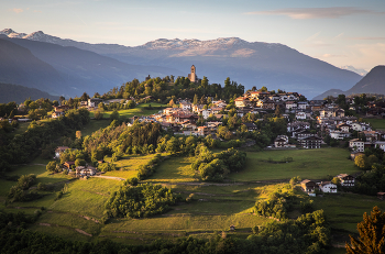 Городок в горах / Городок в горах, 2024