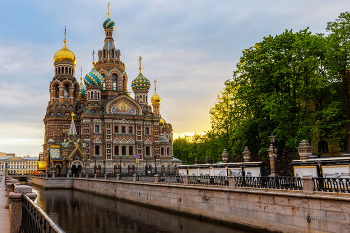 Спас на Крови / Храм Воскресения Христова Спас на Крови. Санкт-Петербург, набережная канала Грибоедова. Утро, май, 2022г.