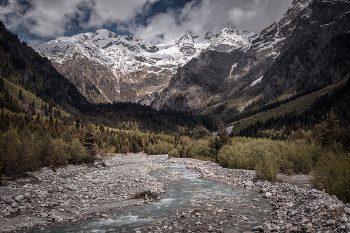 Dolra River Valley / Грандиозная панорама долины реки Долра