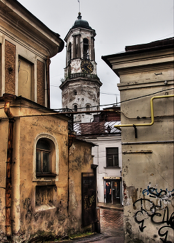 ** * / Часовая башня...