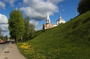 Сюжет из города Серпухов / Соборная гора, Троицкий Храм.