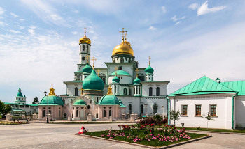 В Воскресенском Ново-Иерусалимском ставропигиальном мужском монастыре. / ***