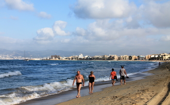 Бархатный сезон. / Остров Майорка, Средиземное море, вдали г. Пальма.