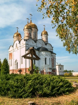 Собор Рождества Пресвятой Богородицы в Лужецком Ферапонтовом монастыре. / ***