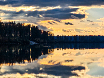  / Sunset reflections at the Fraser River