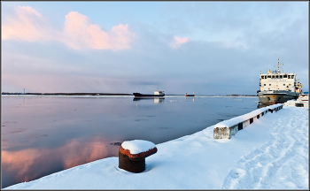 Предзимье. / Архангельск. Причал морвокзала. Ноябрь.