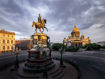 Санкт-Петербург / Санкт-Петербург