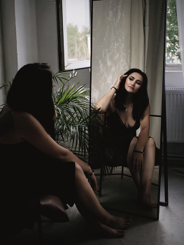 mirror / mirror