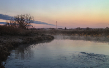 Рассвет на реке / Весенние сюжеты апреля 2025.