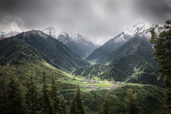 Zegani Village in May / Весна пришла в высокогорное сванское село Zegani