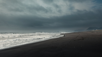 Khalaktyrsky beach / Early morning on the Pacific Ocean