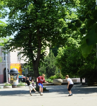 Летние каникулы / ***