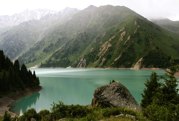 Горное озеро / ***