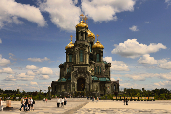 Преодоление... / Храм в честь Георгия Победоносца. Парк Патриот.