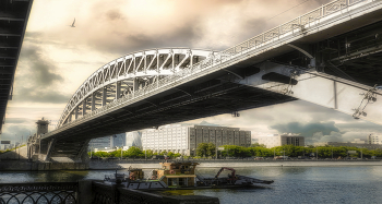 Бережковский мост. / Фотографировал с Лужнецкой набарежной.