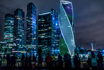 Посмотреть на Москву. / ***