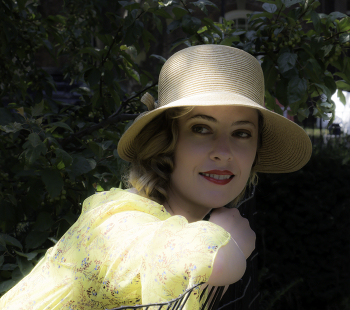  / Jazz age girl